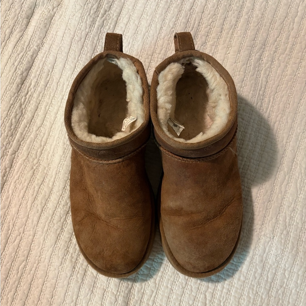 UGG women’s classic ultra mini boots